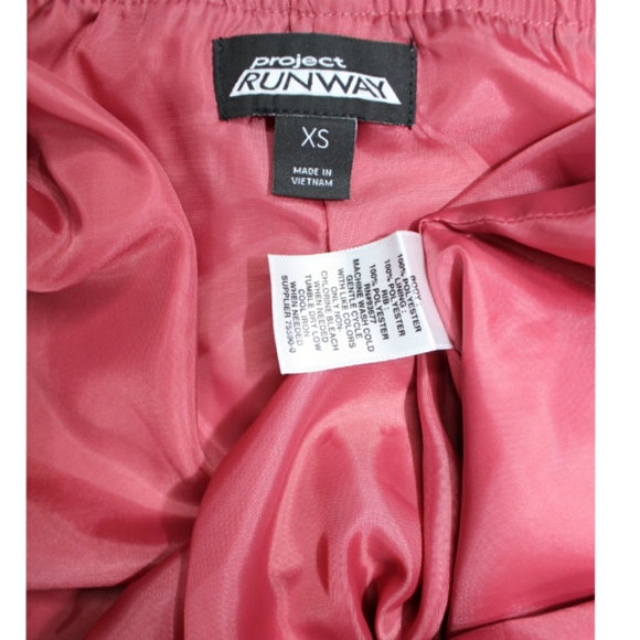 Project Runway Off Shoulder Slate Rose Jacket XS - Picture 5 of 7